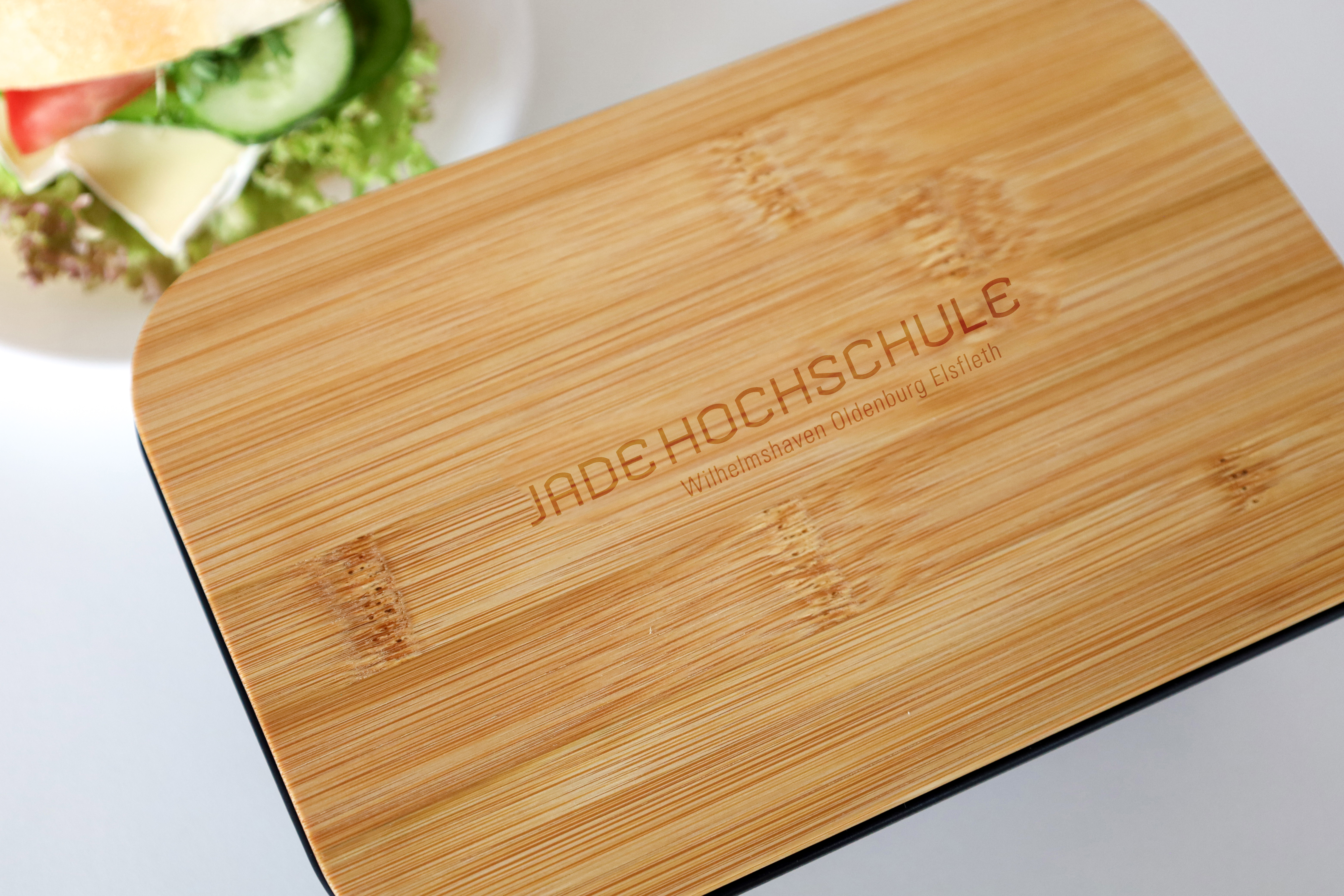 Lunchbox mit Bambusdeckel